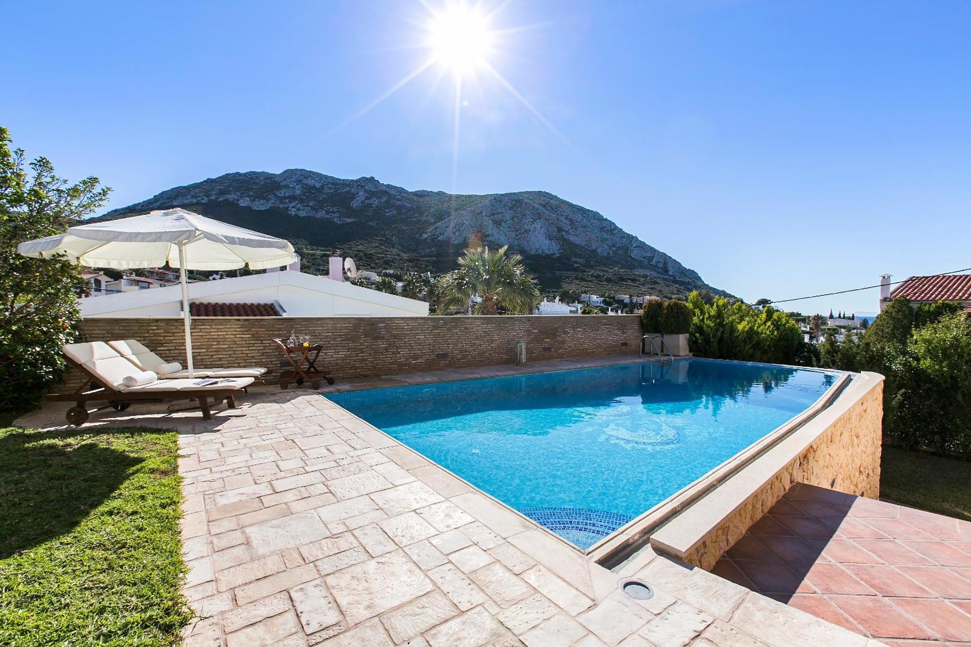 Villa Melia Sounion Exterior photo